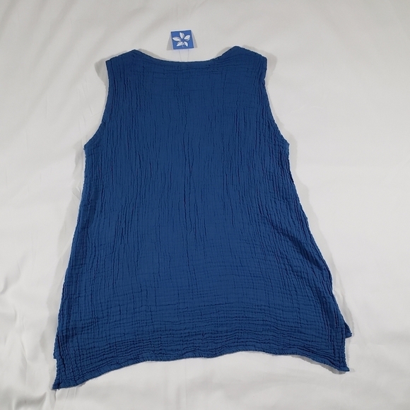 Aloha Blue Textured V-Neck Tank Top Lightweight Size S/M 100% Cotton - Picture 8 of 8